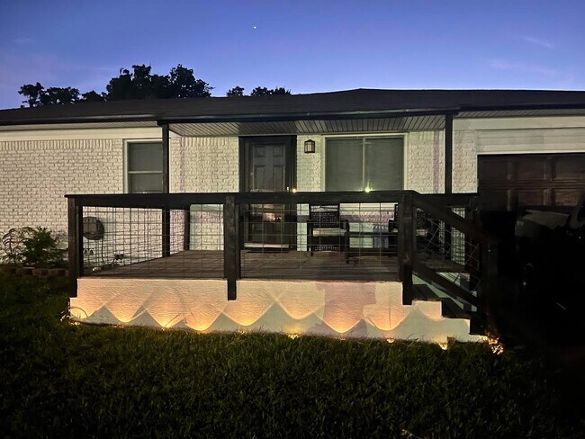 Foto del edificio - 406 Ridge St