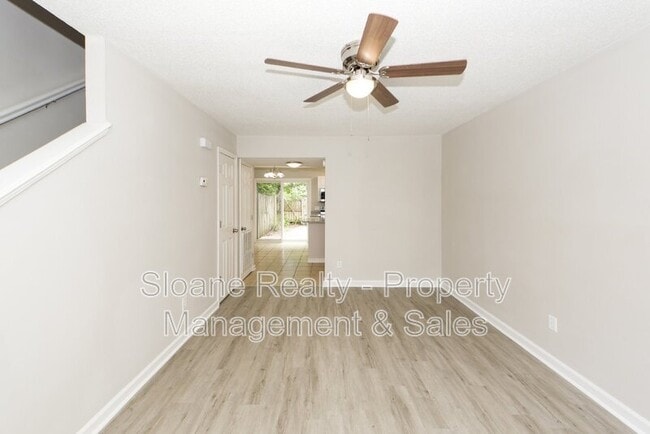 Building Photo - 1297 Mathis Ferry Rd