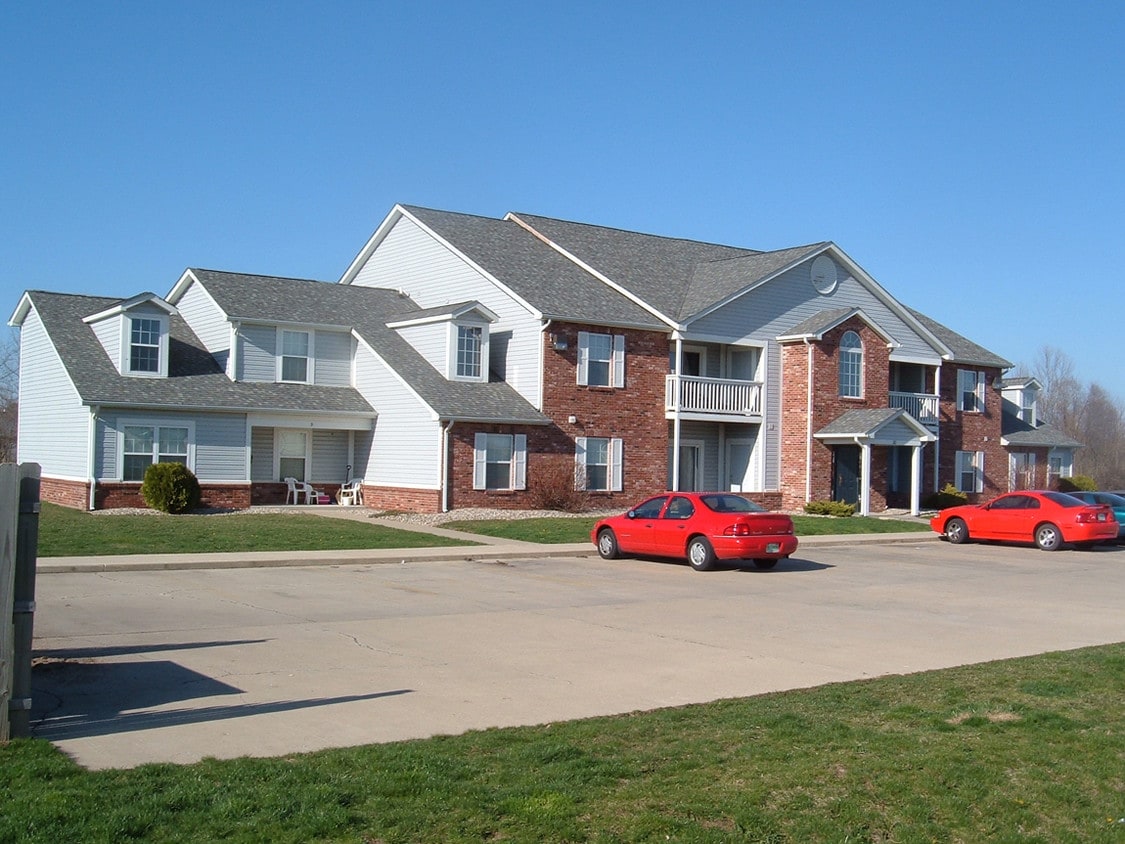 Building - Mill Creek Apartments