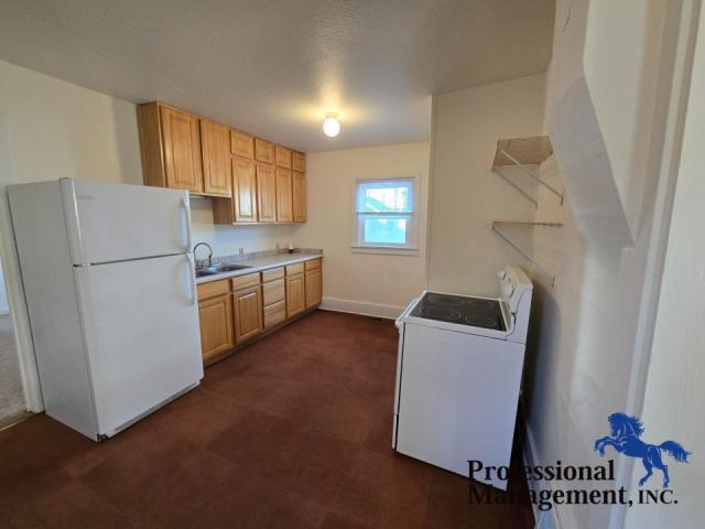 Building Photo - 2 bedroom in Billings MT 59101