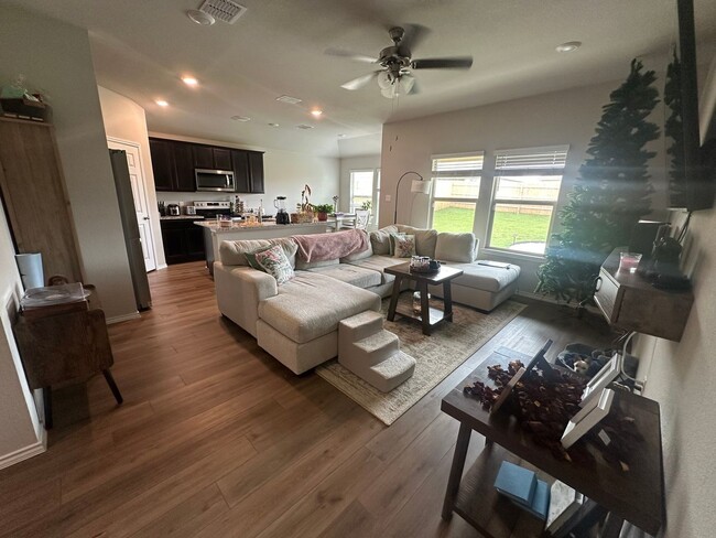 Foto del edificio - Charming 3 Bed 2 Bath House in Lorena