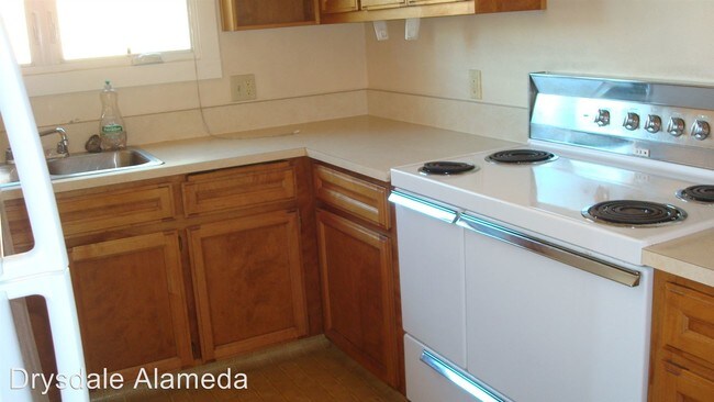 Building Photo - 1514 Broadway