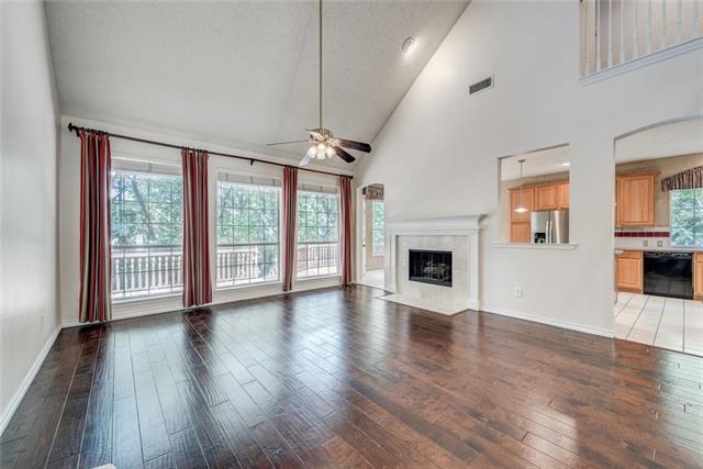 Foto del edificio - 2440 Brittany Ln