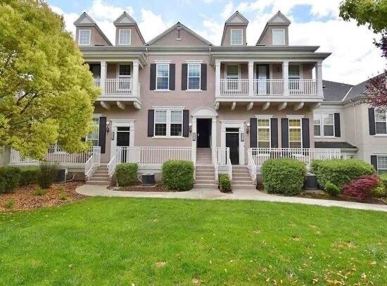 Primary Photo - 3624 Whitworth Dr