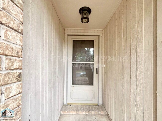 Foto del edificio - 1627 Firwick Dr