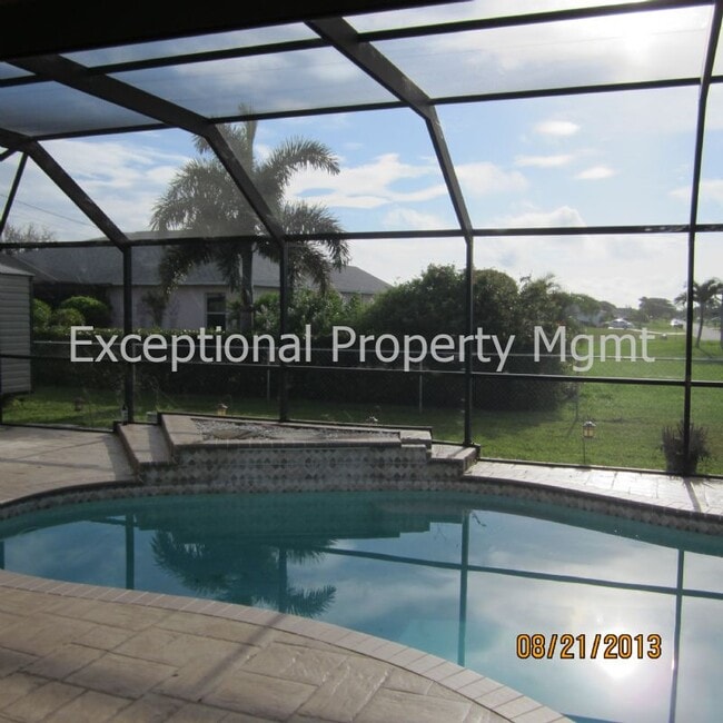 Foto del edificio - Beautiful 3-bedroom 2 bath Pool Home!  SW ...