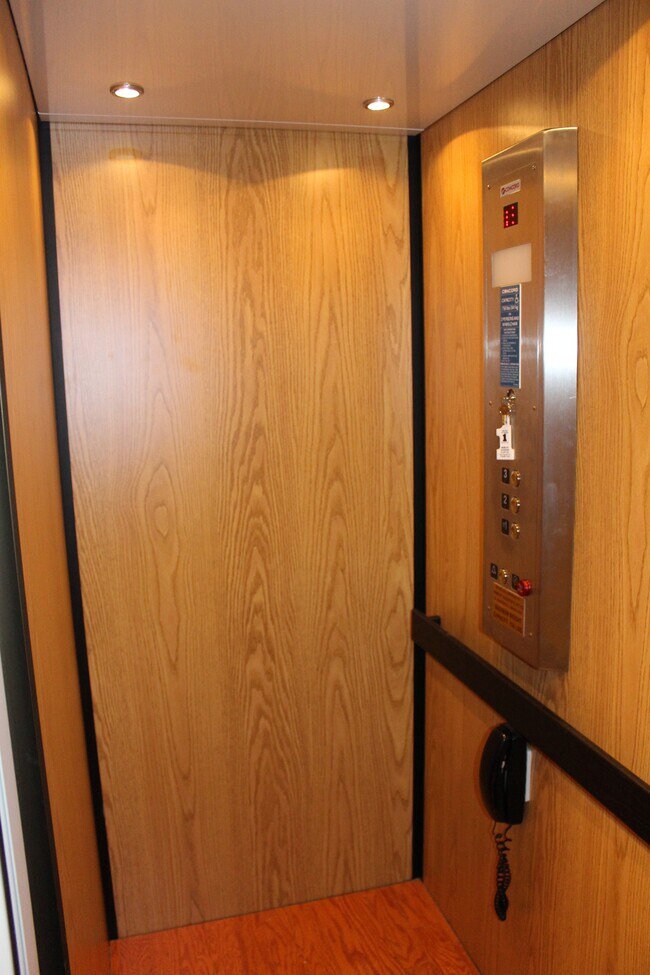 Building Photo - 26 Catamaran Ct