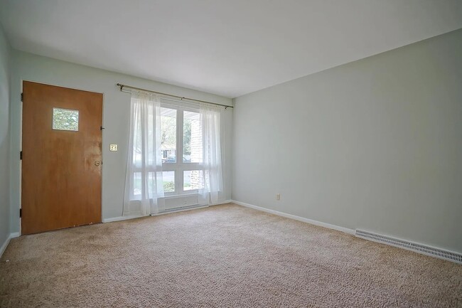 Building Photo - 6134-Lower & Upper N Jayar Drive