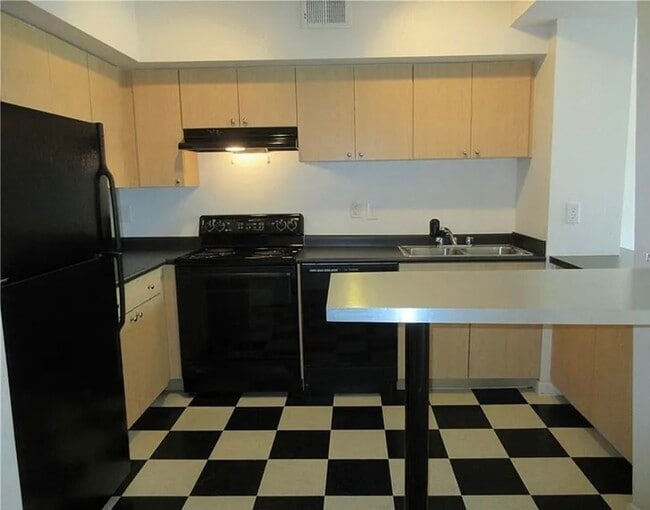 Foto del edificio - 2331 W Horatio St