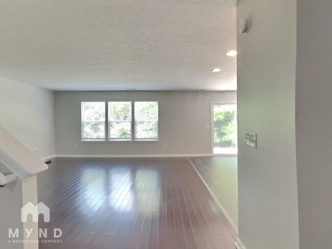 Foto del edificio - 8042 Loveridge Drive