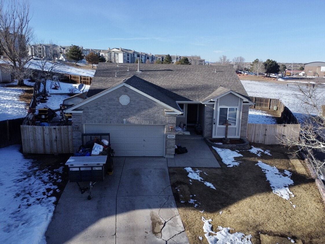 6229 Whirlwind Dr, Colorado Springs, CO 80923 House Rental in