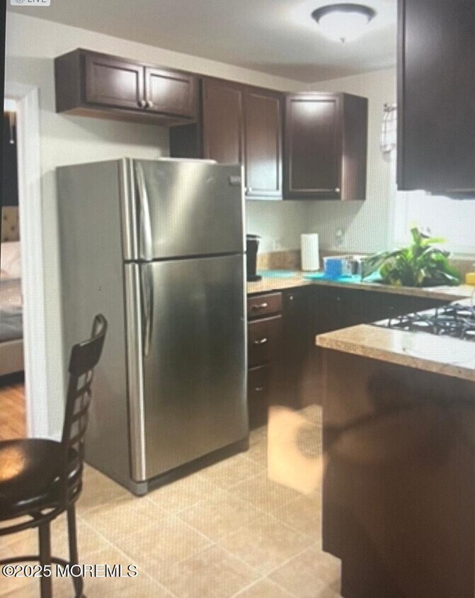Foto principal - 406 4th Ave