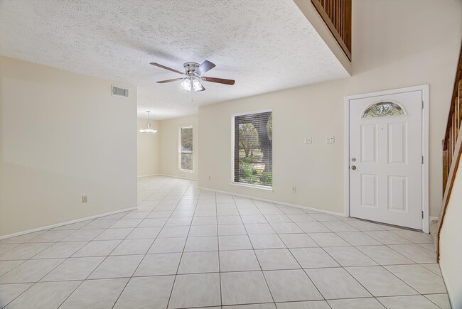 Foto del edificio - 2807 Planters St