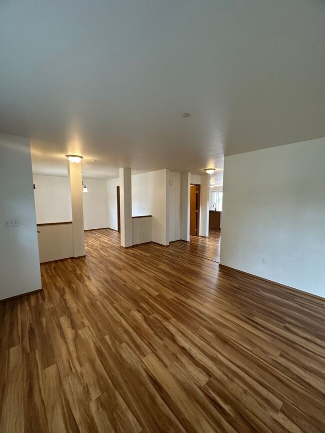 Building Photo - 2738 Arnold St