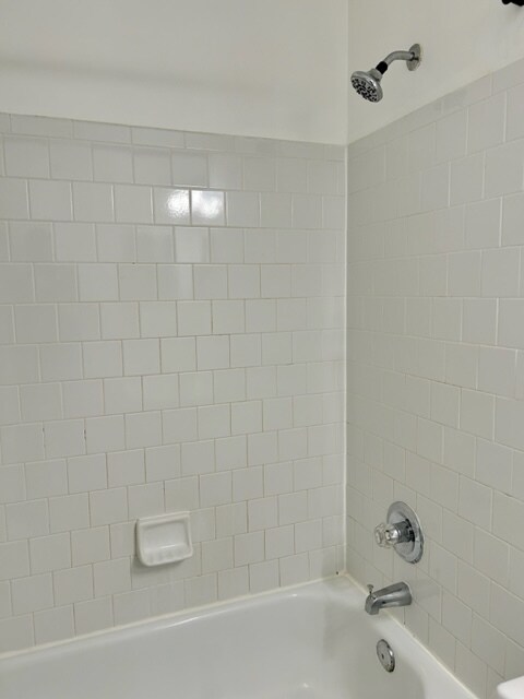 Building Photo - 8400 Oak Meade Way