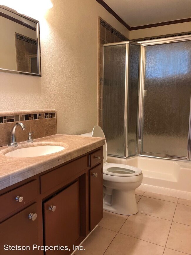 Foto del edificio - 3 br, 2 bath House - 256 Chestnut Street