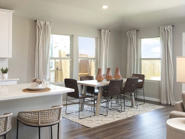 Foto del edificio - 5802 Marvel Dr