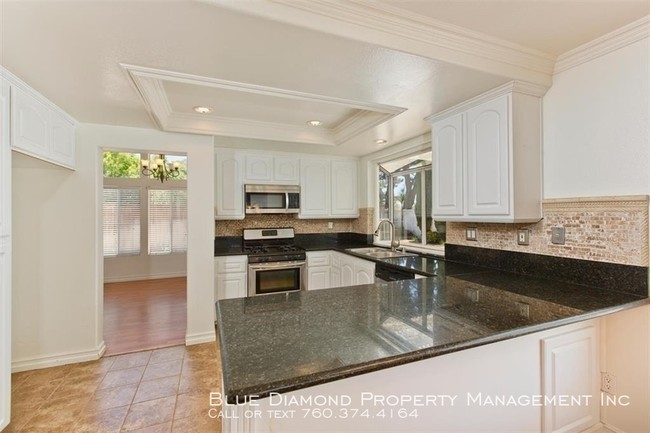 Building Photo - SPACIOUS 4 BR, 3 BA IN RANCHO DEL ORO!!