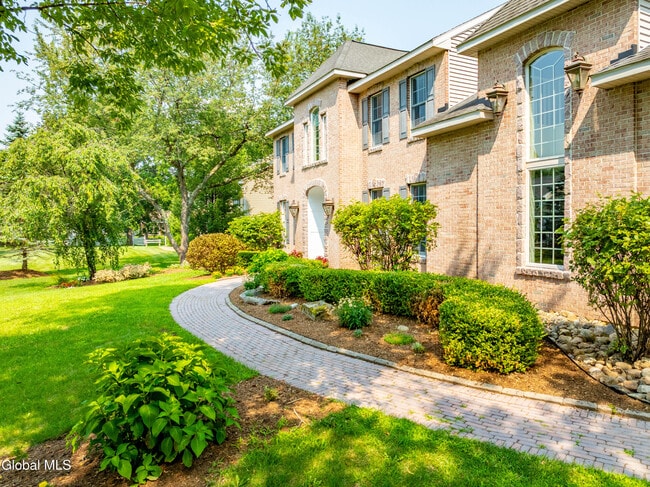 Building Photo - 24 Forest Dr