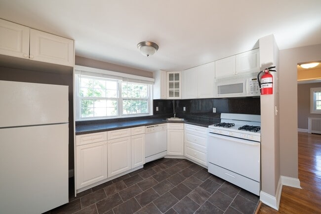 Foto del interior - The East Hill: In-Unit Washer & Dryer, Hea...