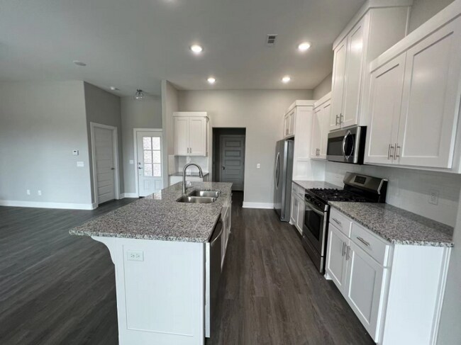 Foto del edificio - 1626 N Quincy Ave