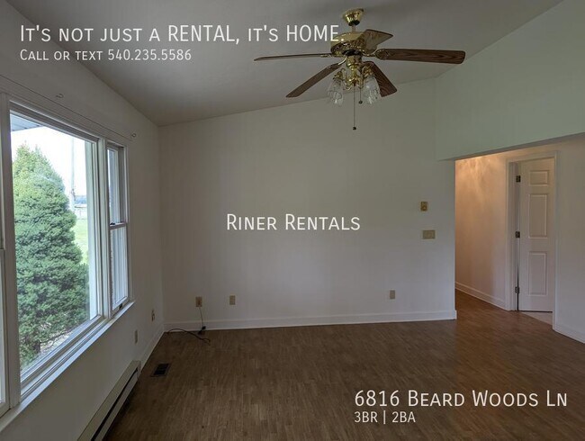 Foto del edificio - 6816 Beard Woods Ln