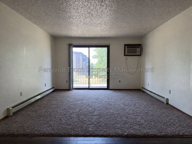 Foto del edificio - 1401 12th St E