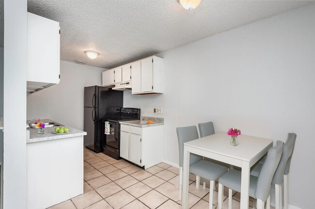 Building Photo - 2181 Agora Cir SE