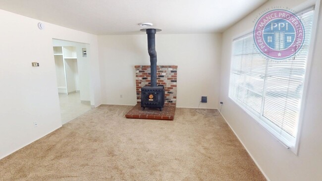 Foto del edificio - Charming home in NE Portland in the David ...