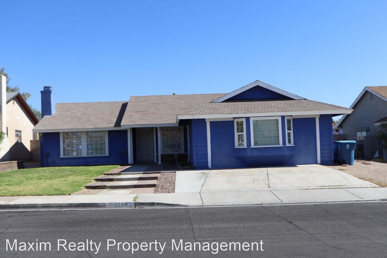 Foto principal - 4 br, 2 bath House - 6508 Starcrest Dr