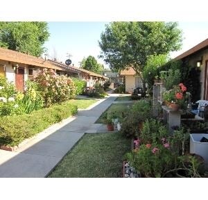 Primary Photo - 2032-2040 Wyda Way