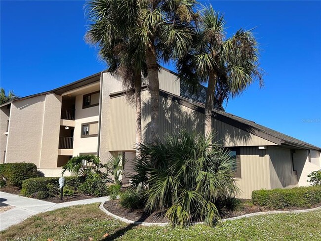 Building Photo - 5050 Marianne Key Rd