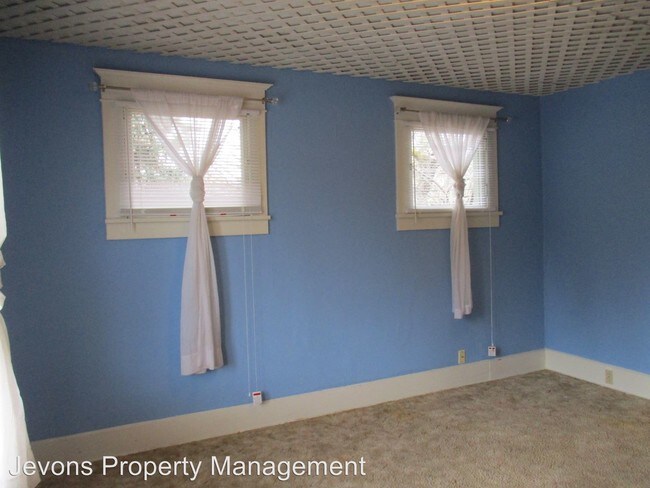 Foto del edificio - 2205 Summitview Ave