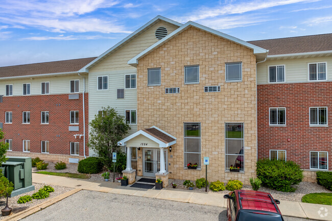 Building Photo - Fox Village Apartments