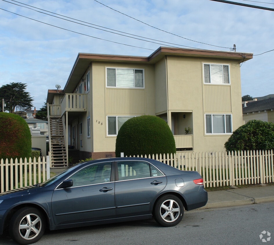 Building Photo - 155 Brighton Rd
