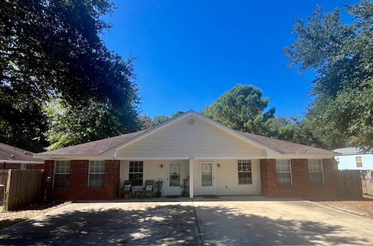 Foto principal - 2009 S 8th St