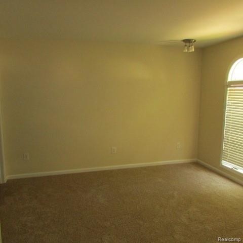 Foto del edificio - 670 S Oxford Rd