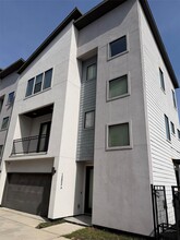 Building Photo - 10806 Warwana Rd