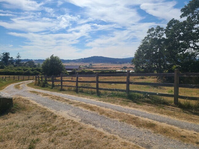 Foto del edificio - Beautifully Refurbished Farmhouse with Val...