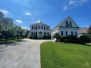 Building Photo - 5005 Congressional Dr