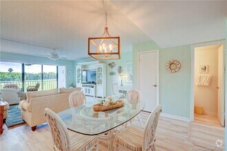 Building Photo - 5532 NE Gulfstream Way