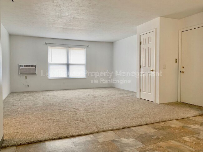 Foto del edificio - 1324 S Hanover St