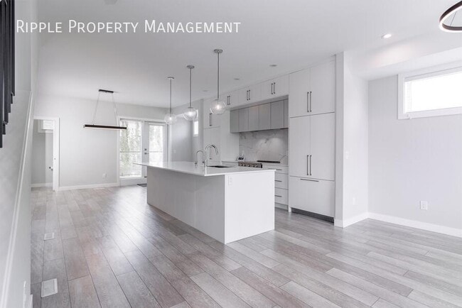 Building Photo - 50% Off Your first Months Rent! Modern 3 B...