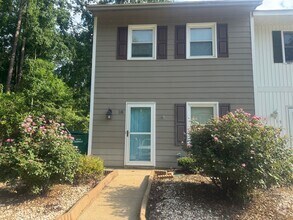 Building Photo - 303 Haltiwanger Rd