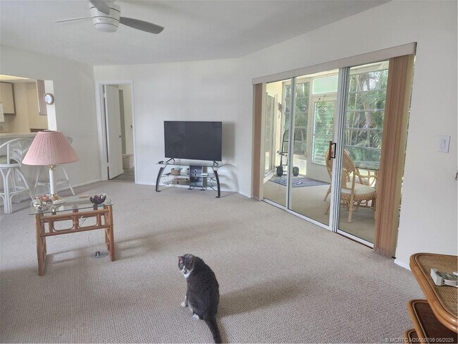 Foto del edificio - 3212 SE Aster Ln
