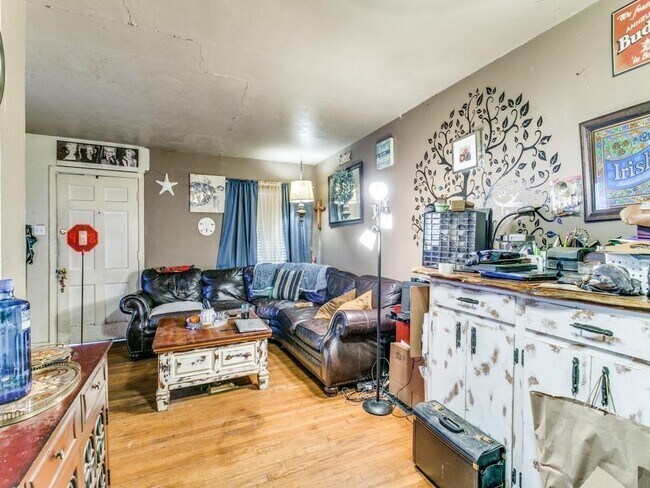 Foto del edificio - 1018 Denton Street Unit 1018