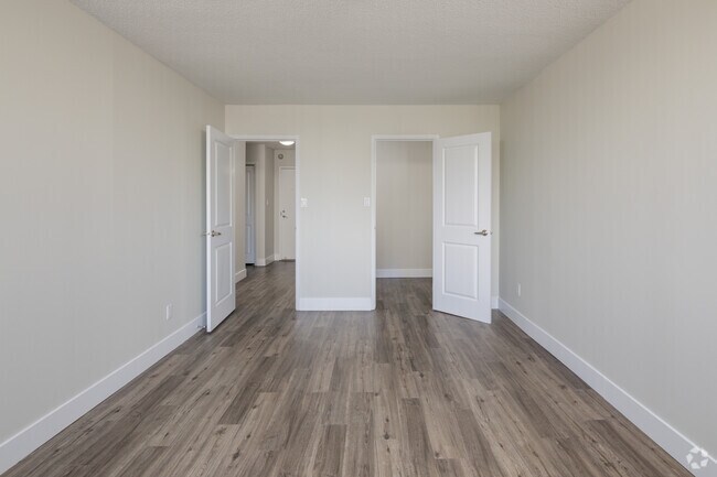 Photo de l'intérieur - Lougheed Village - Willow Lake