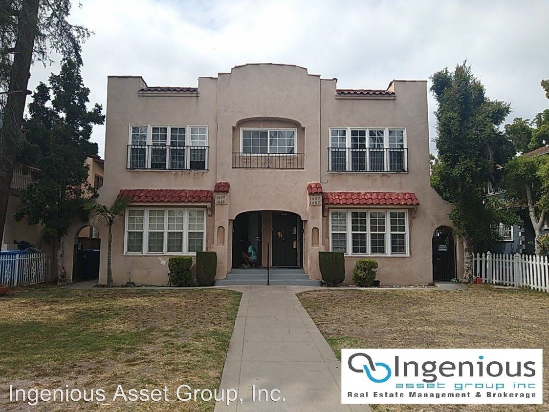 Primary Photo - 3 br, 1 bath Apartment - 1607 W 49th St.