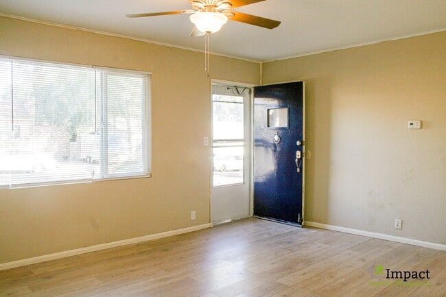 Photo - 403 Burlington Ave House