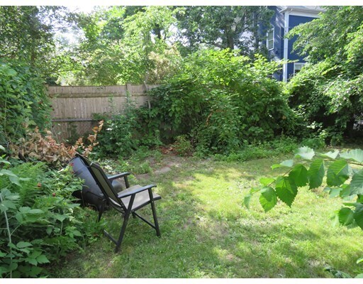 Foto del edificio - 13 Roberts Rd